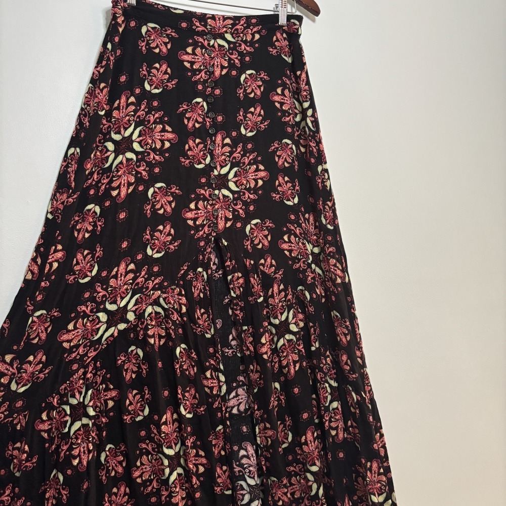 Earthbound Womens Maxi Skirt Medium Red Paisley Floral Boho Festival Front Slit